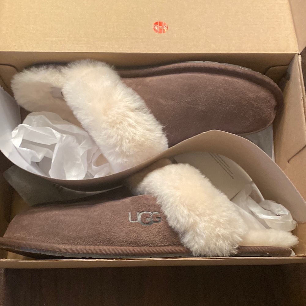 Ugg slippers / ScuffetteII chestnut suede